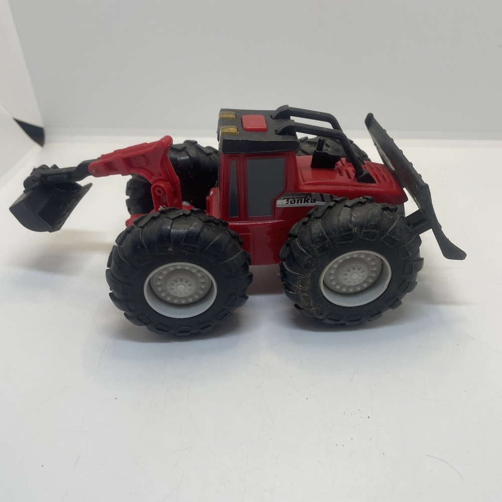 TONKA RED CONSTRUCTION FARM‎ VEHICLE WITH SOUND